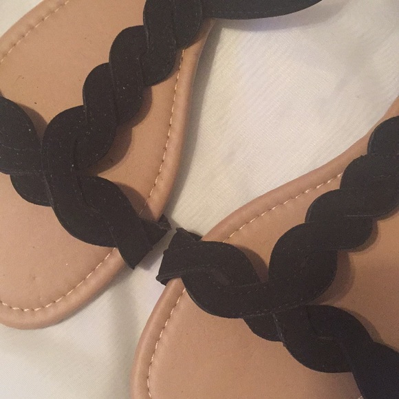 NWOT sandals black velvety size 9 CUTE! - Picture 2 of 4